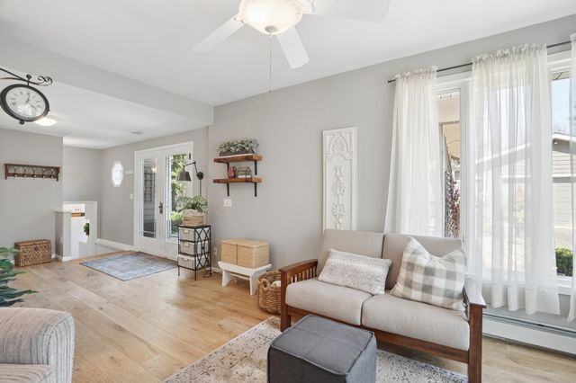 5770 Main Street W, Maple Plain, MN 55359