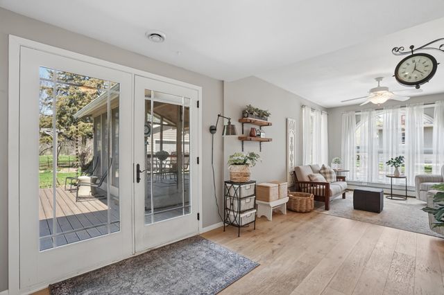 5770 Main Street W, Maple Plain, MN 55359