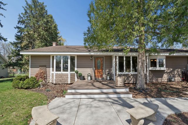 5770 Main Street W, Maple Plain, MN 55359