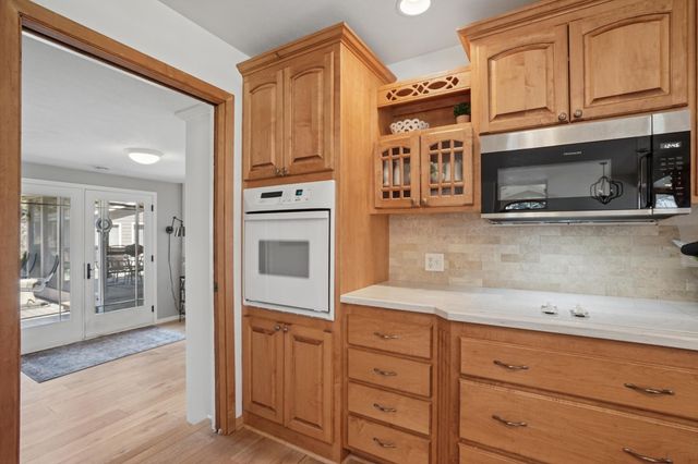 5770 Main Street W, Maple Plain, MN 55359