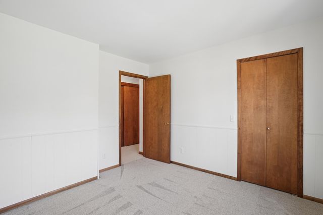 5770 Main Street W, Maple Plain, MN 55359