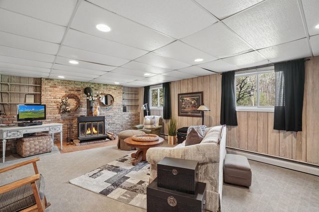 5770 Main Street W, Maple Plain, MN 55359