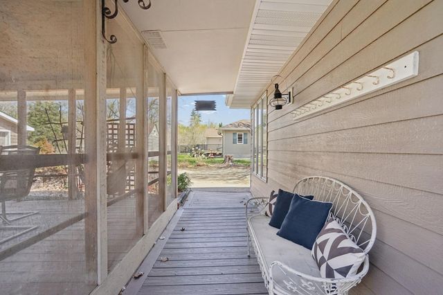 5770 Main Street W, Maple Plain, MN 55359