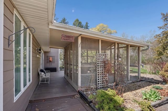 5770 Main Street W, Maple Plain, MN 55359