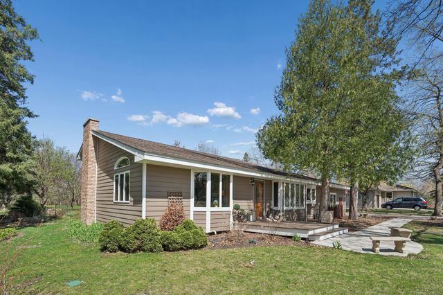 5770 Main Street W, Maple Plain, MN 55359