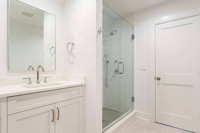 928 West Road, New Canaan, CT 06840