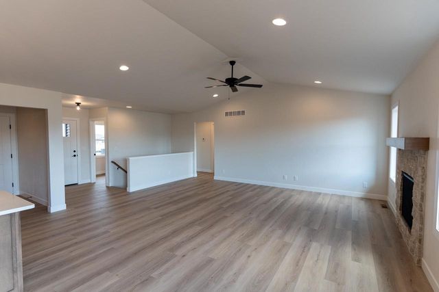 N9222 ANTON STREET, Appleton, WI 54915
