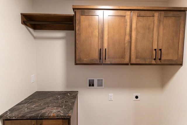 N9222 ANTON STREET, Appleton, WI 54915