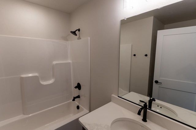 N9222 ANTON STREET, Appleton, WI 54915