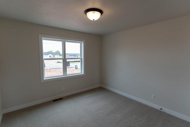 N9222 ANTON STREET, Appleton, WI 54915
