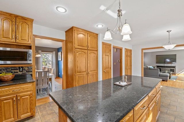 3063 DEVROY LANE, Green Bay, WI 54313