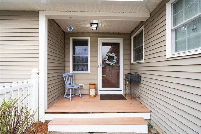 214 Cardigan Drive B, Pembroke, NH 03275