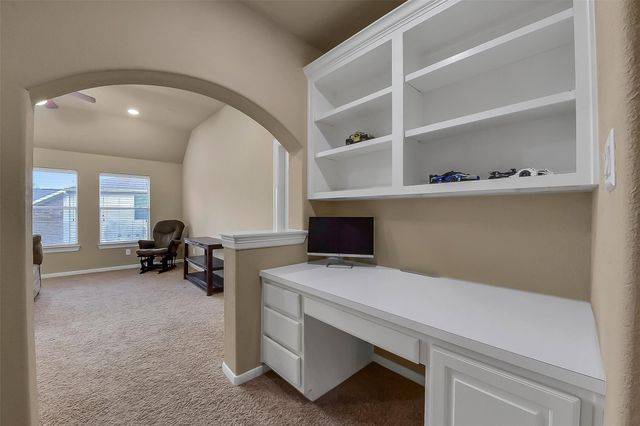 2413 Mountain Falls Court, Friendswood, TX 77546