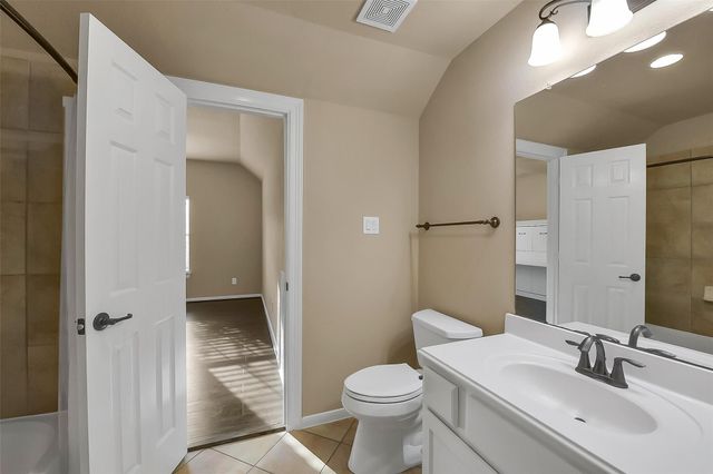 2413 Mountain Falls Court, Friendswood, TX 77546