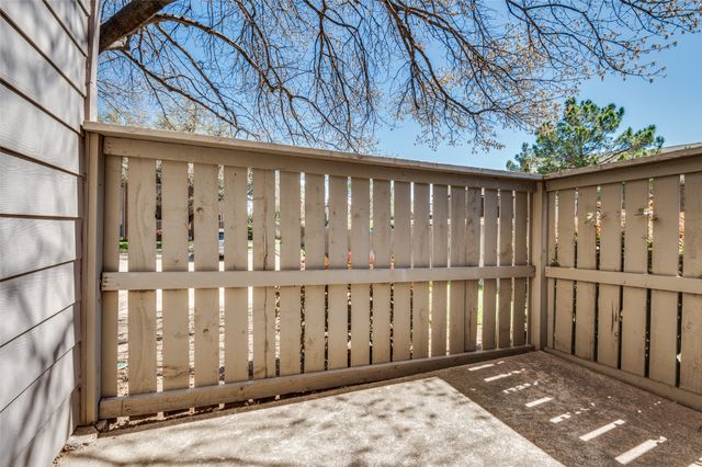 2101 Count Fleet Drive 502, Arlington, TX 76011