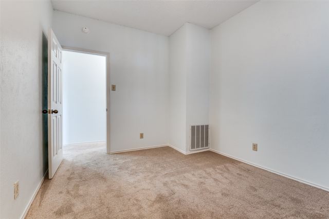 2101 Count Fleet Drive 502, Arlington, TX 76011