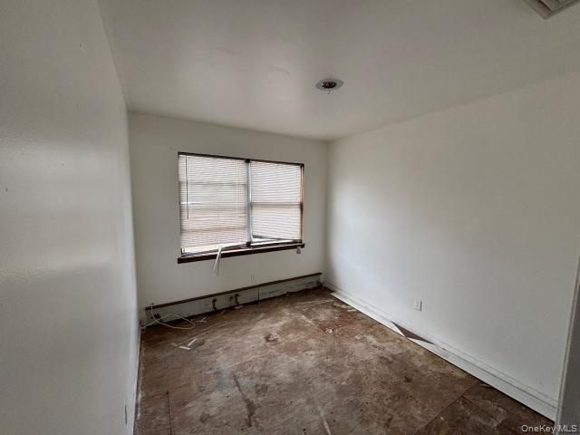13 Merril Place, Inwood, NY 11096