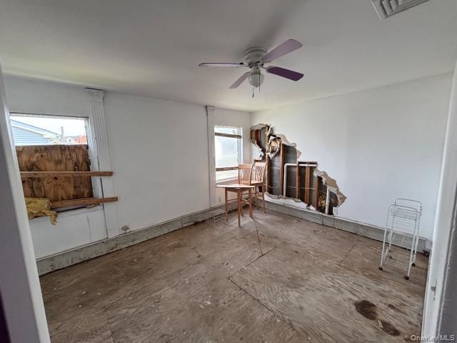 13 Merril Place, Inwood, NY 11096