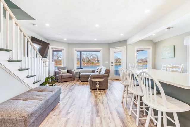15 North Water Street B, Wareham, MA 02558