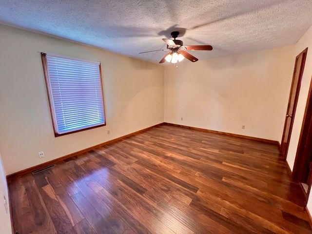 3749-3753 N Pickwick, Springfield, MO 65803