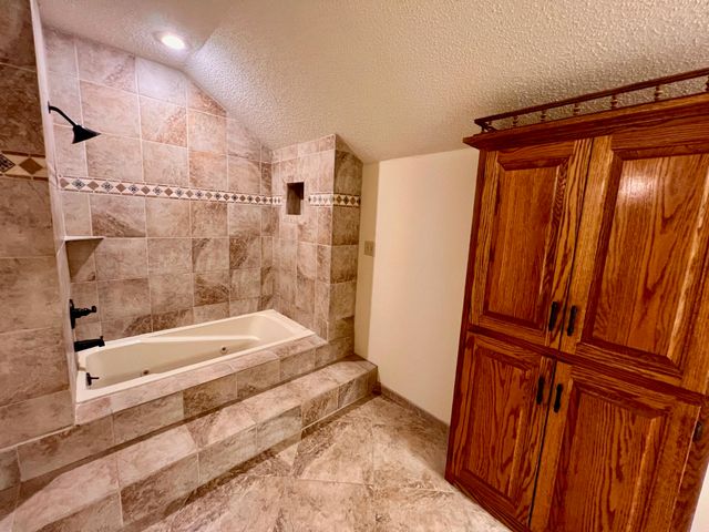 3749-3753 N Pickwick, Springfield, MO 65803