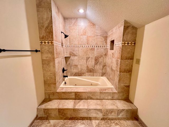 3749-3753 N Pickwick, Springfield, MO 65803