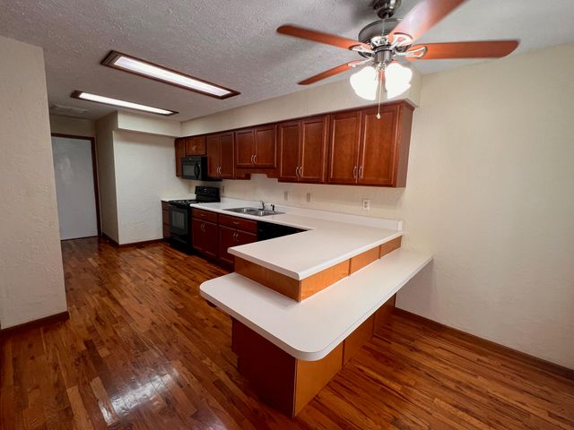 3749-3753 N Pickwick, Springfield, MO 65803