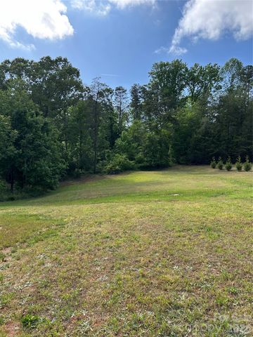 118 Perennial Gardens Lane, Rutherfordton, NC 28139