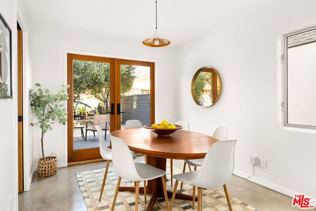 3225 Larga Avenue, Los Angeles, CA 90039