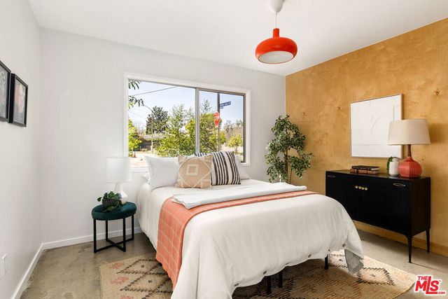 3225 Larga Avenue, Los Angeles, CA 90039