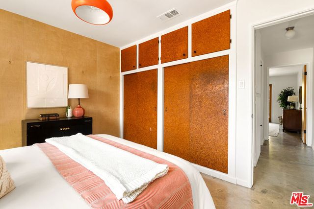 3225 Larga Avenue, Los Angeles, CA 90039