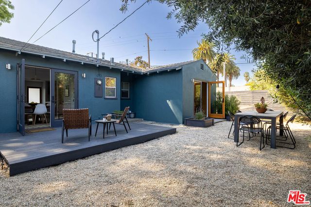 3225 Larga Avenue, Los Angeles, CA 90039