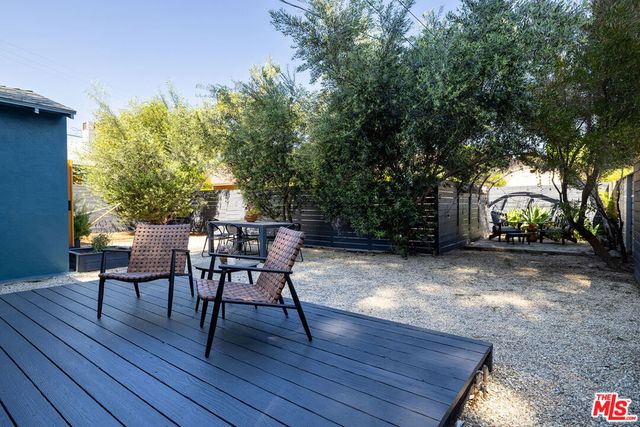 3225 Larga Avenue, Los Angeles, CA 90039