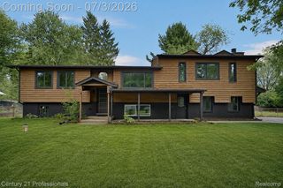 3099 Chenoa Street, Commerce Charter Township, MI 48382
