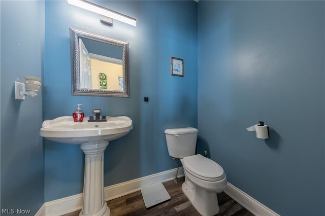 5532 Brook Run Drive, Medina, OH 44256