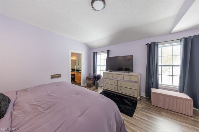 5532 Brook Run Drive, Medina, OH 44256