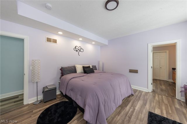 5532 Brook Run Drive, Medina, OH 44256