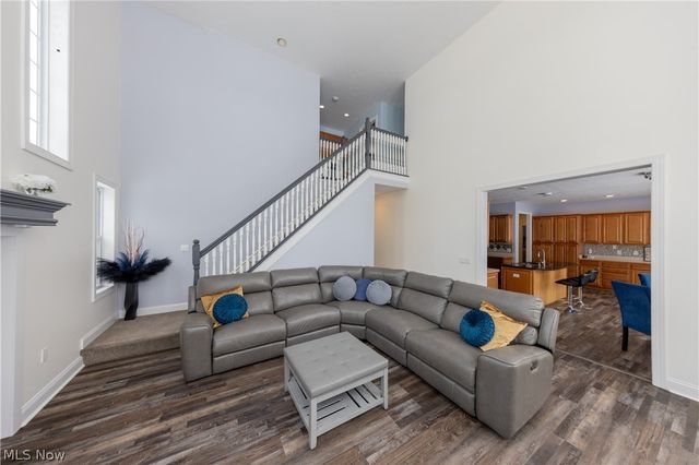 5532 Brook Run Drive, Medina, OH 44256