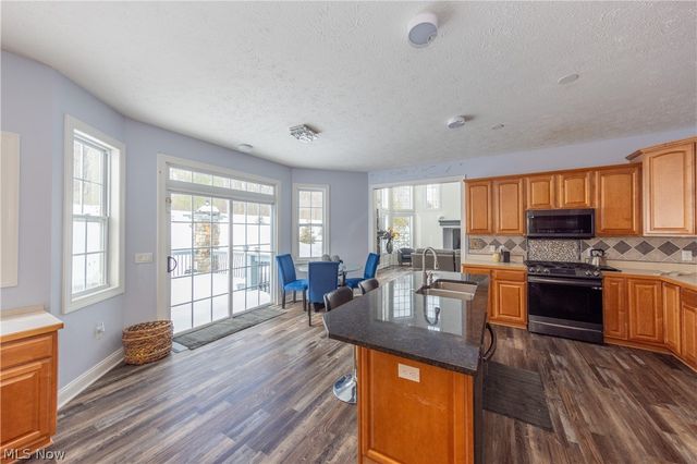 5532 Brook Run Drive, Medina, OH 44256