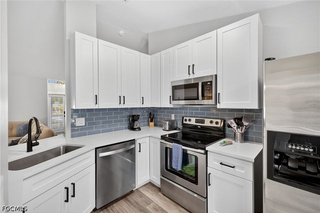1333 SW 1st PL, Cape Coral, FL 33991
