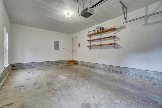 106 Pippin DR, Suffolk, VA 23434