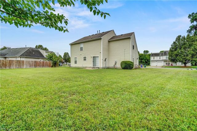 106 Pippin DR, Suffolk, VA 23434