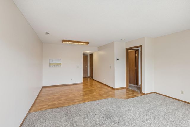 14575 Burma Avenue W 202, Rosemount, MN 55068