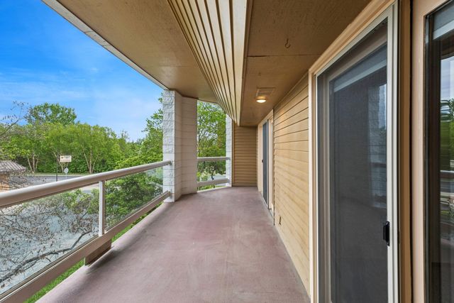 14575 Burma Avenue W 202, Rosemount, MN 55068