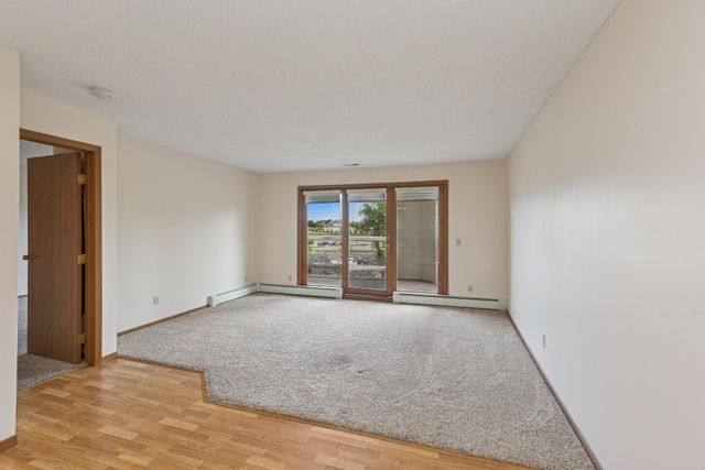 14575 Burma Avenue W 202, Rosemount, MN 55068