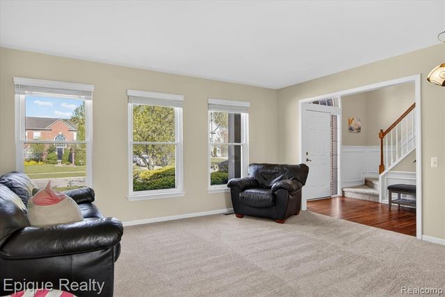 8068 Creek Bend Drive, Ypsilanti, MI 48197