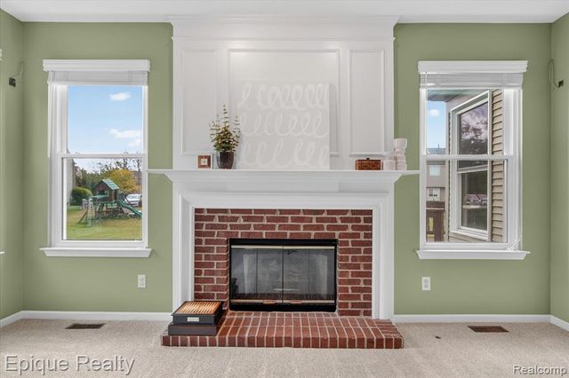 8068 Creek Bend Drive, Ypsilanti, MI 48197