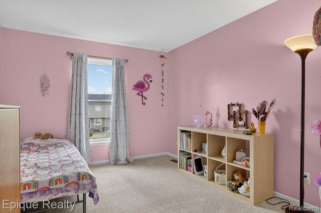 8068 Creek Bend Drive, Ypsilanti, MI 48197