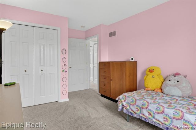 8068 Creek Bend Drive, Ypsilanti, MI 48197
