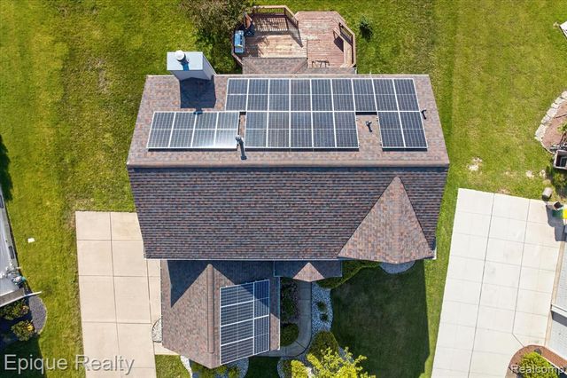 8068 Creek Bend Drive, Ypsilanti, MI 48197